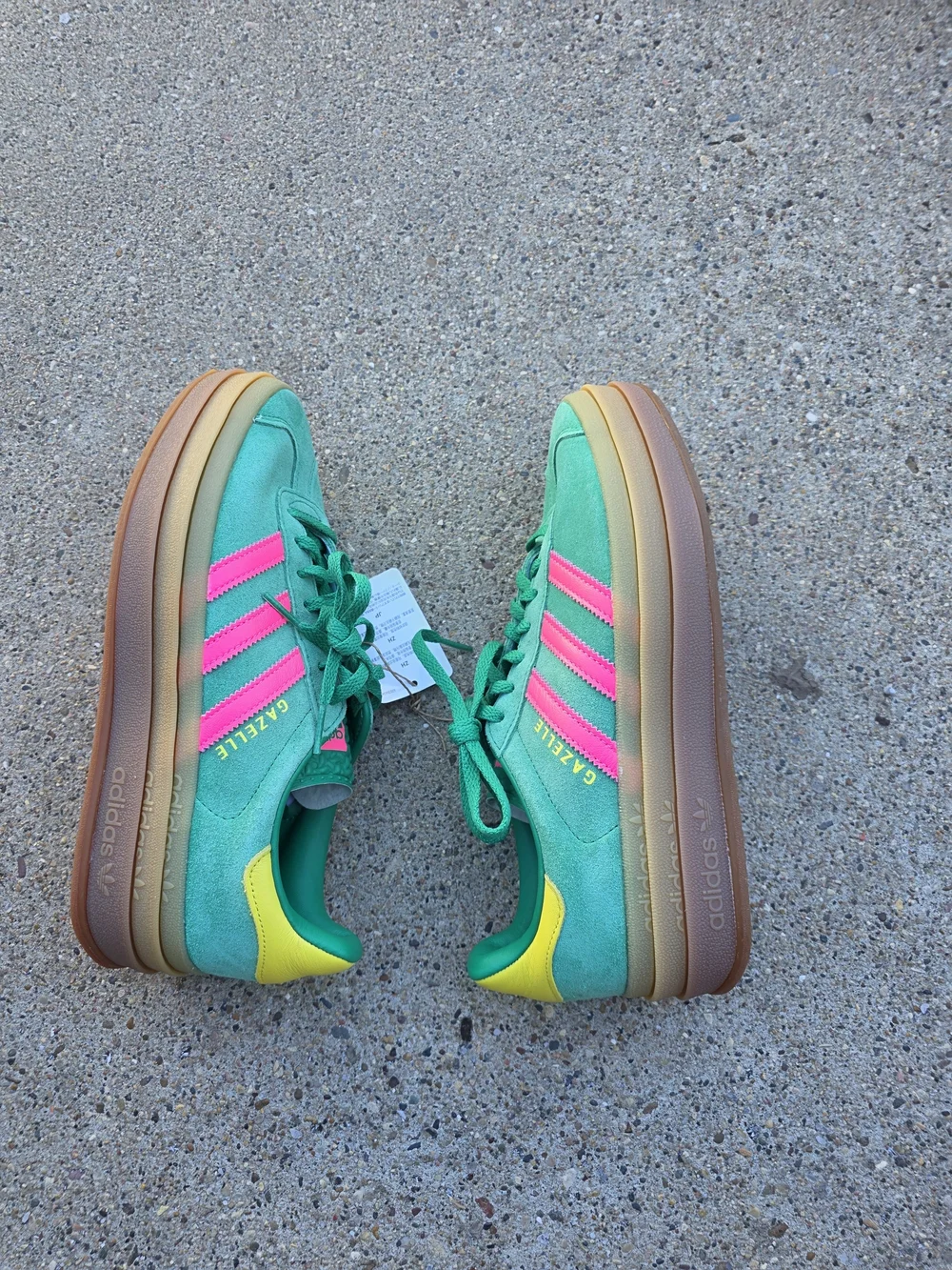 Adidas Gazelle Women’s Green & Pink Suede Sneaker Size 7.5